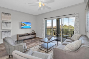 Spacious 3BR Near Disney - Pool and Hot Tub!